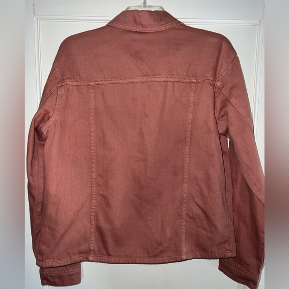 Button down jacket - Picture 2 of 6